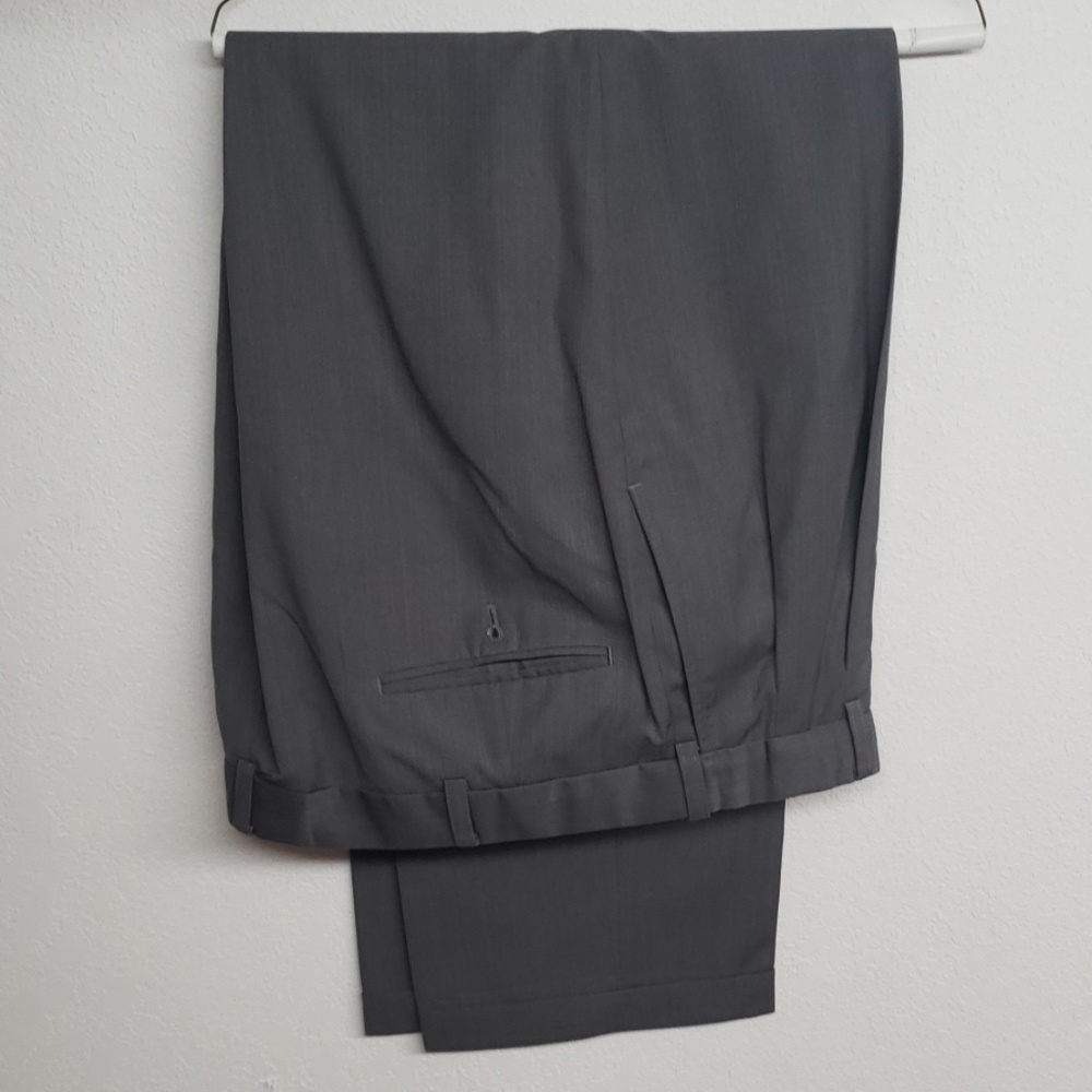 Roundtree & Yorke Mens Dress Slacks